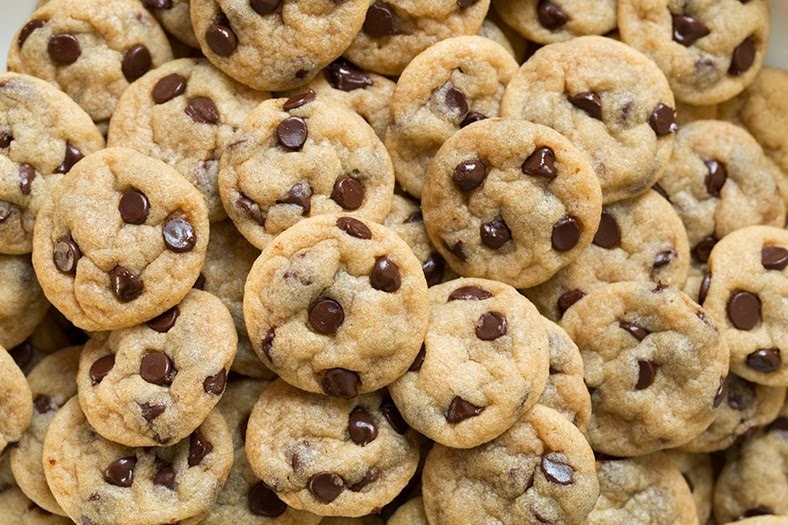 بكج 100 حبة كوكيز للمناسبات 