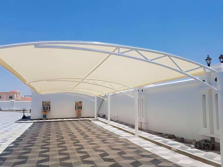 مظلات سيارات